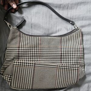 Stylish Black and White Houndstooth Women's Bag